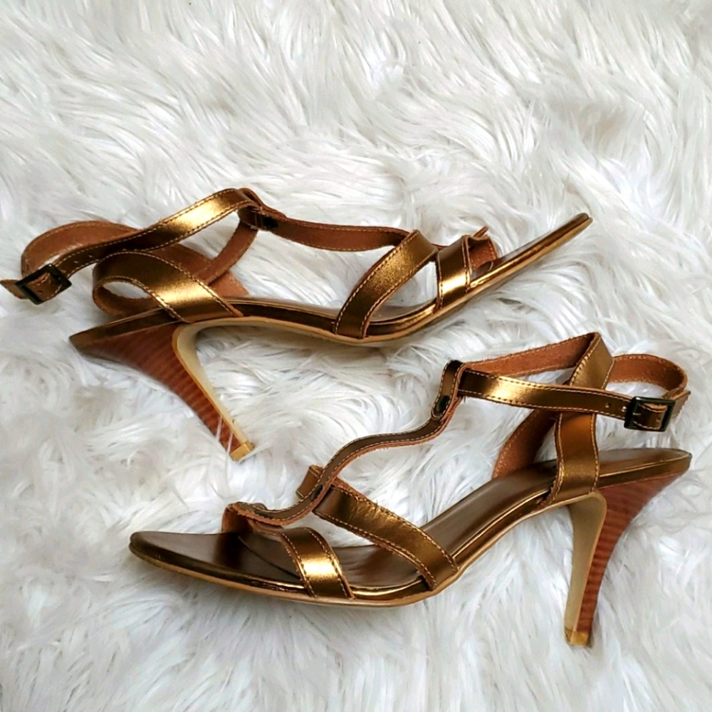 Diba Bronze Leather Ankle Wrap Sandals Size 9.5